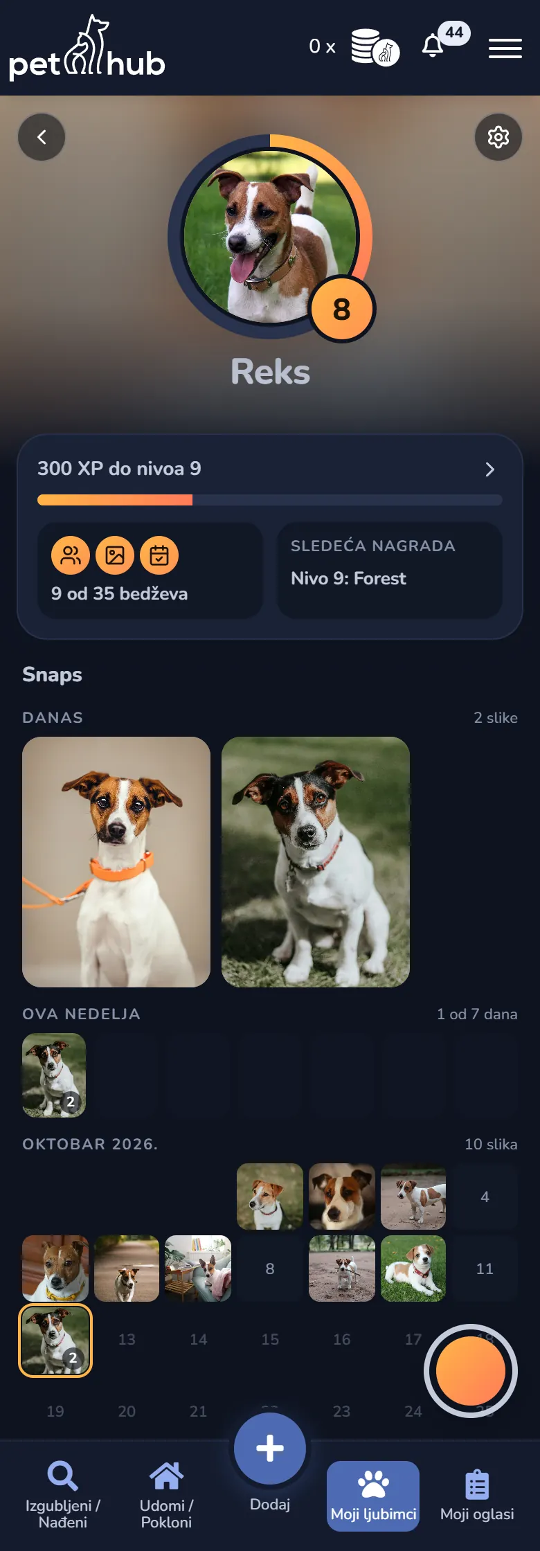 Snaps album ljubimca sa nivoom, bedževima i slikama po danima